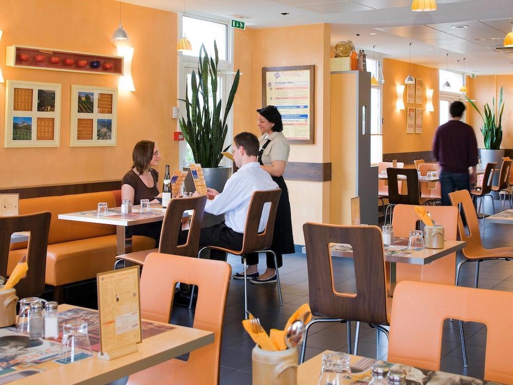 Ibis Mulhouse Ile Napoleon Hotel Sausheim Ngoại thất bức ảnh