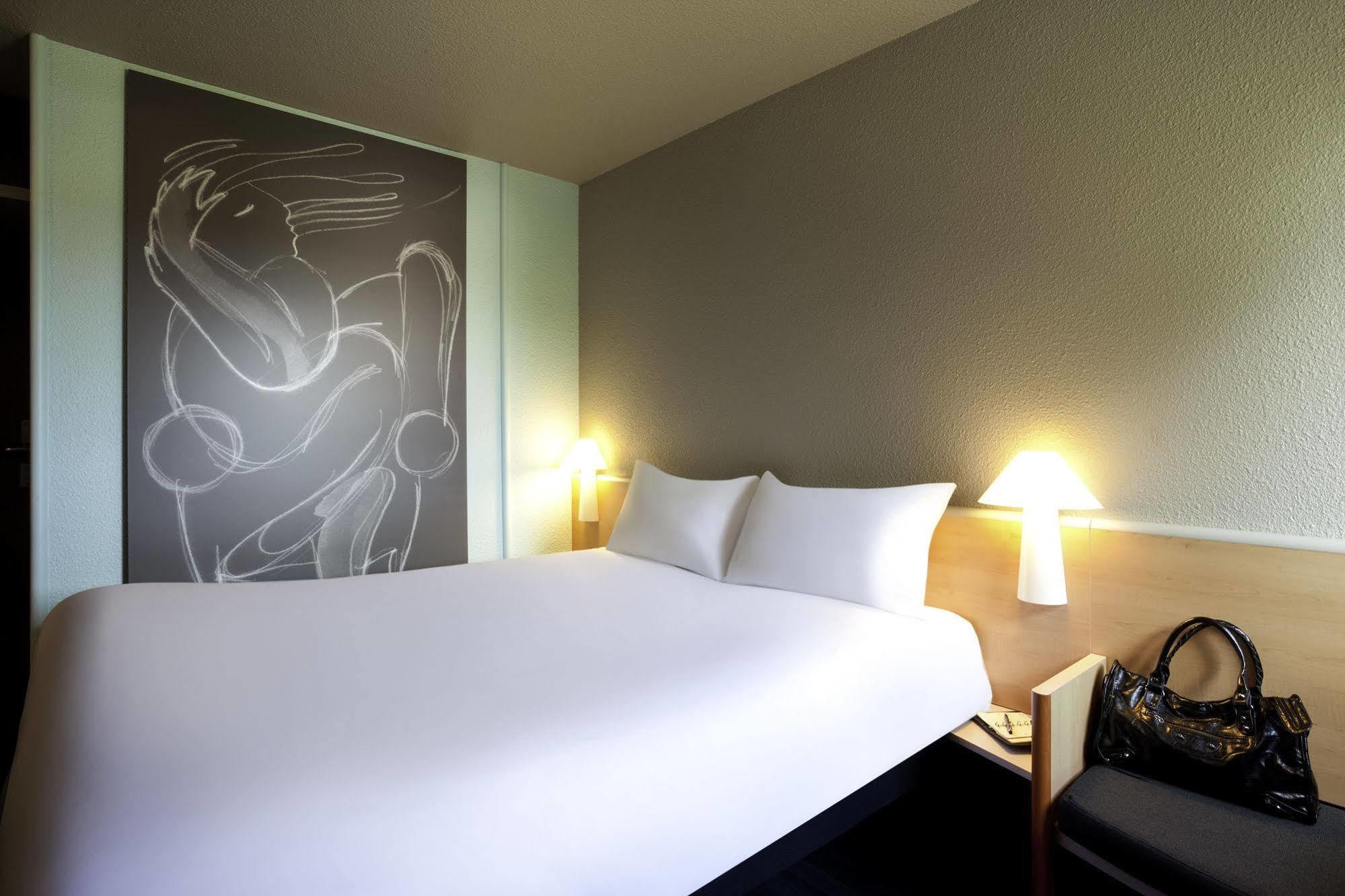 Ibis Mulhouse Ile Napoleon Hotel Sausheim Ngoại thất bức ảnh