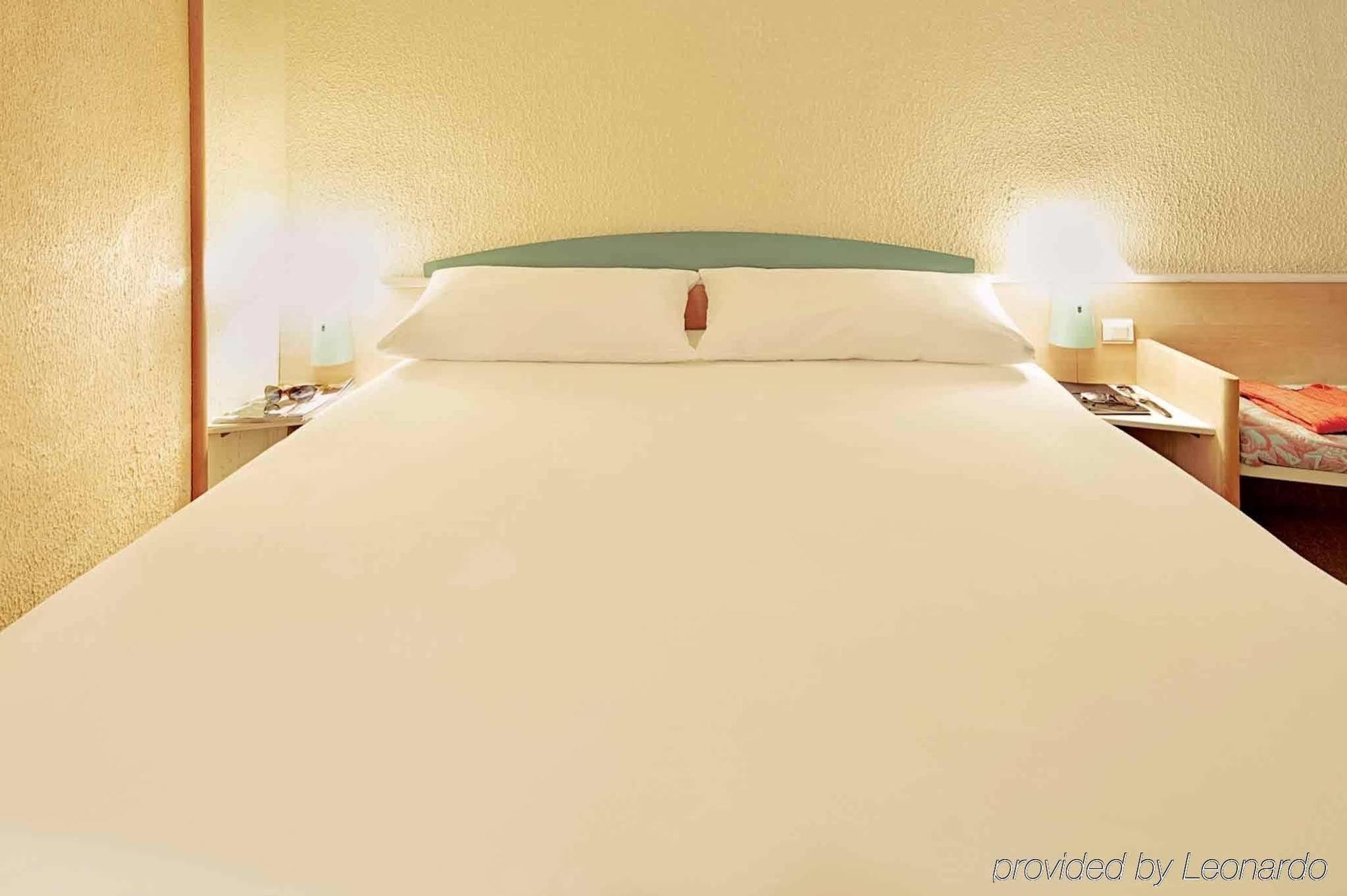 Ibis Mulhouse Ile Napoleon Hotel Sausheim Ngoại thất bức ảnh